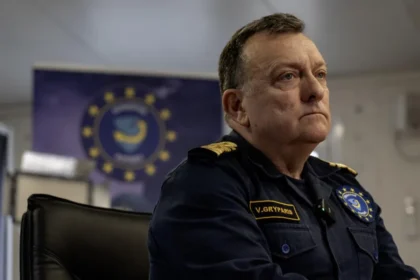 The commander of the "Aspidis" mission warns of the repercussions of the escalation in Hormuz on global navigation and trade
