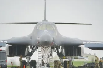 US B-1 bombers enter the Iran war, thwarting Qatari mediation efforts