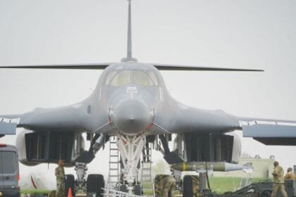 US B-1 bombers enter the Iran war, thwarting Qatari mediation efforts