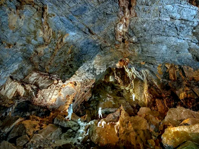 Treasures buried for centuries: Discovery of a ritual cave reveals secrets of ancient Mexican civilizations