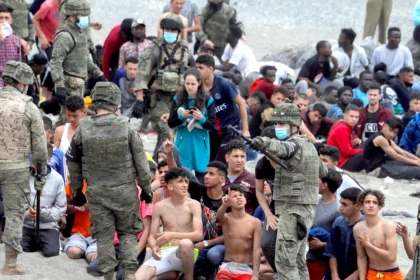 Tragedy on the Ceuta border: 9 dead and Spain reinforces its forces after a surge in migration attempts
