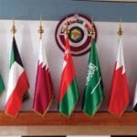 مجلس التعاون الخليجي يتوعد بالرد: الهجمات الإيرانية "تجاوز للخطوط الحمراء"