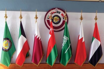 مجلس التعاون الخليجي يتوعد بالرد: الهجمات الإيرانية "تجاوز للخطوط الحمراء"