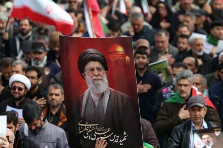 Tehran warns Washington and Israel against "miscalculation" during Ali Khamenei's funeral