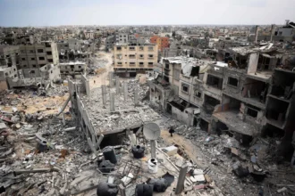 تحركات مكثفة لدفع مفاوضات غزة نحو اتفاق لوقف إطلاق النار