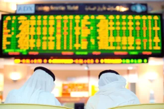 مكاسب في معظم بورصات الخليج بدعم من محادثات أمريكية إيرانية