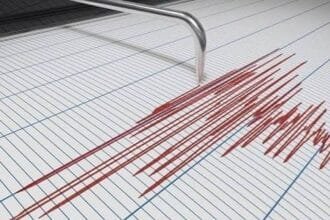 هزة أرضية قوية تضرب غرب إيران.. والسلطات تتابع الموقف دون إعلان خسائر