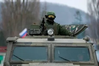 Russian strikes target Ukrainian military installations and infrastructure amid escalating fighting