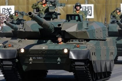 Japan reinforces its relief forces with 4,600 personnel to cope with the aftermath of the Kyushu earthquakes
