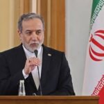 Urgent diplomatic move: Iran's foreign minister in Muscat to contain the Strait of Hormuz crisis