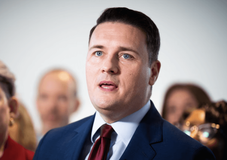 The £4.7 billion gap: A British minister defends Starmer's controversial defense plan
