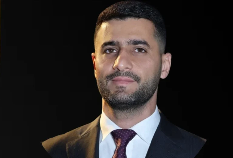 وزير الكهرباء العراقي يبحث في واشنطن حلولا جذرية لأزمة الطاقة وسط احتجاجات شعبية