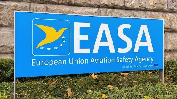 The European Aviation Safety Agency warns against crossing Iranian airspace until August 31