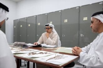 اطّلع على برامجه البحثية وخططه المستقبلية.. منصور بن زايد يزور مجمع زايد لبحوث الأعشاب والطب التقليدي