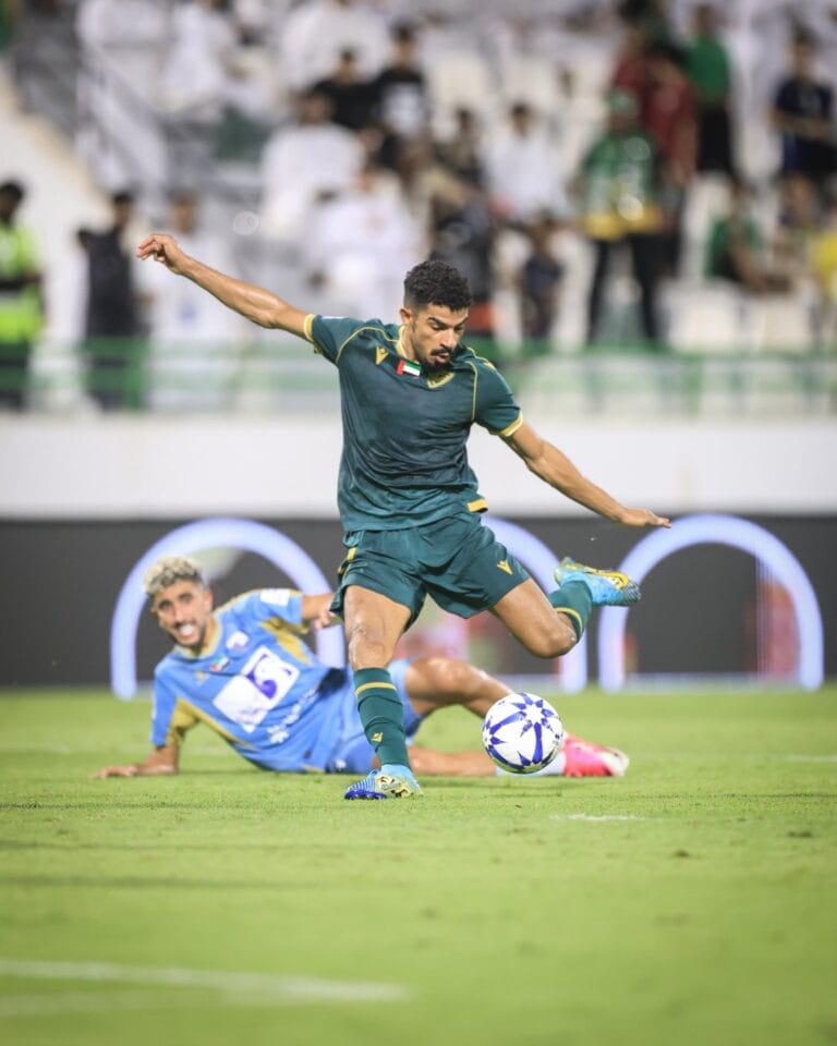Khorfakkan achieves its first league victory with a brace against Al Dhafra