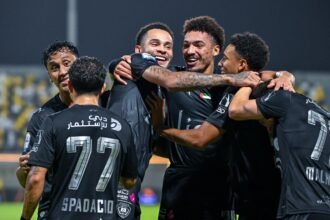 Al Wasl vs Kalba match in the UAE League