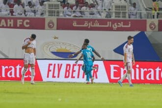 فينيسيوس ميلو يقود الجزيرة لحسم قمة الشارقة بثنائية في الدوري