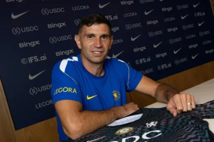 Officially.. Chelsea sign Emiliano Martinez until summer 2029