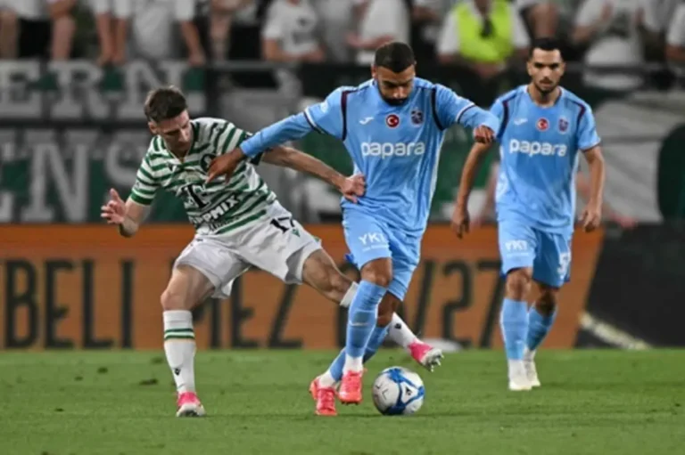 With Mohamed Salah in the lineup, Trabzonspor lost 4-0 to Ferencváros but still qualified for the Europa League