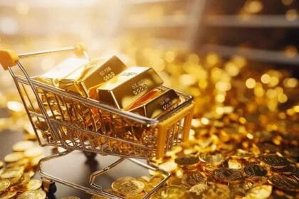 أسعار الذهب اليوم: العقود الفورية تسجل 4389 دولارا للأونصة