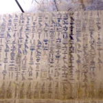 أقدم نصوص أدبية في التاريخ.. أناشيد المصريين القدماء التي حفظتها جدران الأهرامات