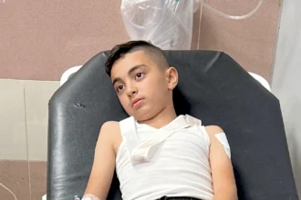 إصابة طفل فلسطينى خلال هجوم للمستوطنين على بلدة المغير
