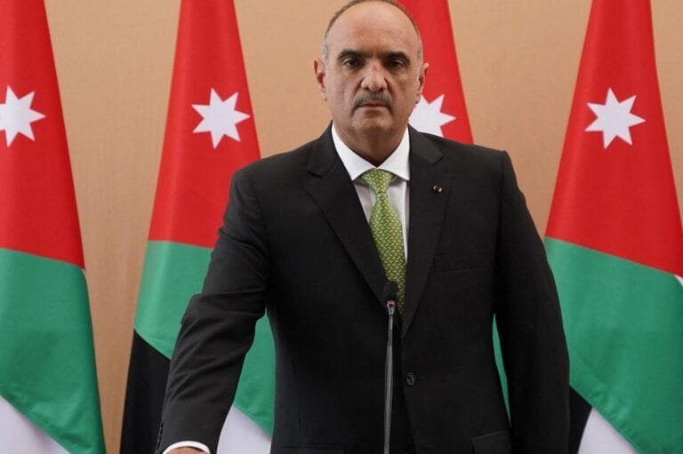 الخصاونة: تحصين الأردن من النفوذ الإيراني بدأ بالحفاظ على سيادة الدولة وقرارها