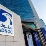أدنوك تعلن تعرض سفينة تابعة لها للاستهداف بصاروخ أثناء عبورها مضيق هرمز