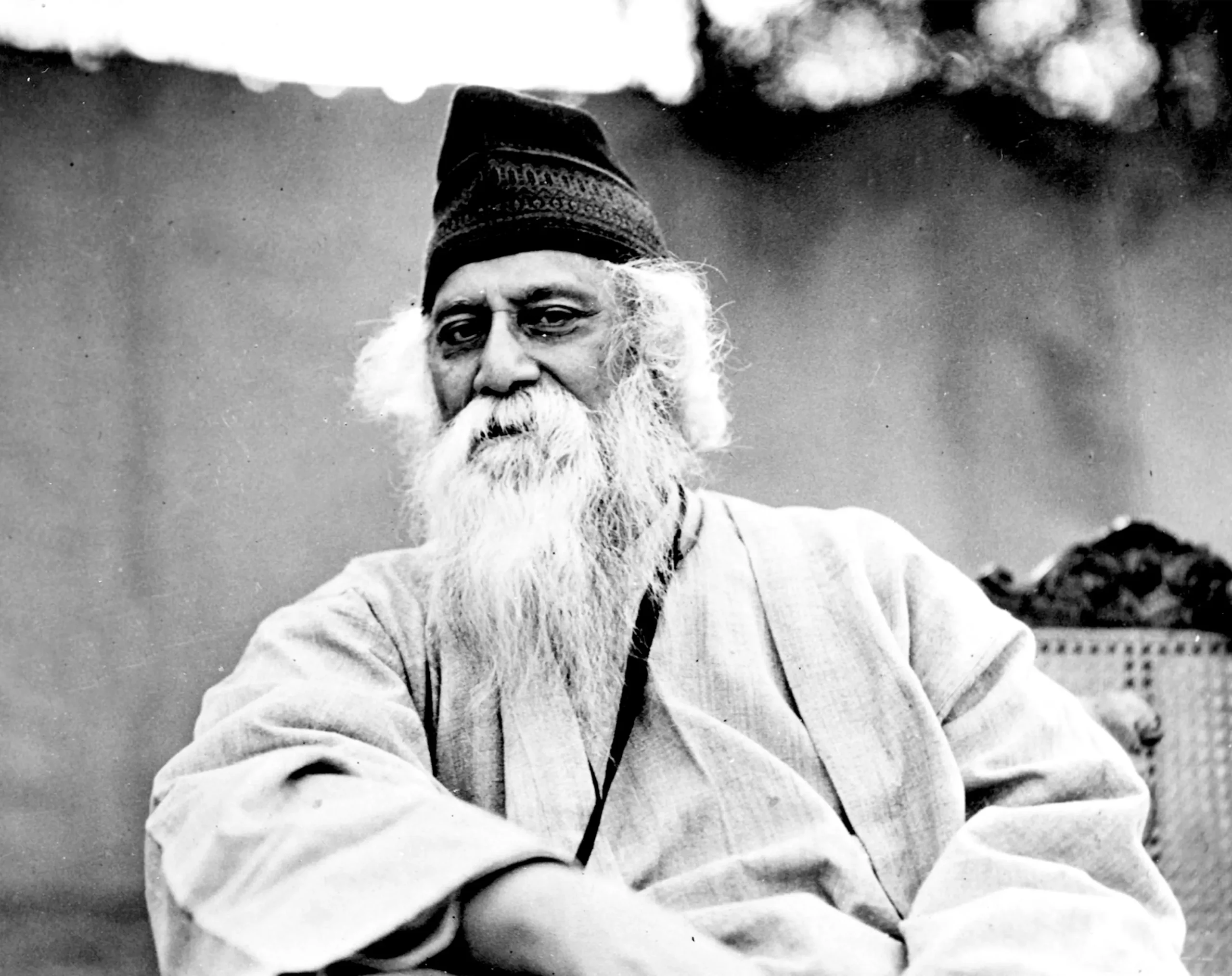 A poet who inspired the world… How did Rabindranath Tagore create a literary renaissance that history has immortalized?