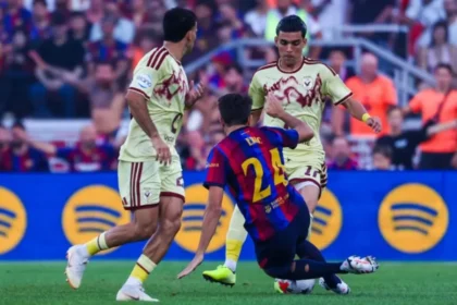برشلونة يحسم كأس خوان جامبر أمام الأهلي المصري بثنائية مثيرة
