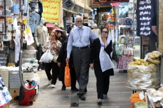 تقرير إحصائي رسمي: التضخم الفوري يتجاوز ثلاثة أرقام في 8 محافظات إيرانية خلال يوليو