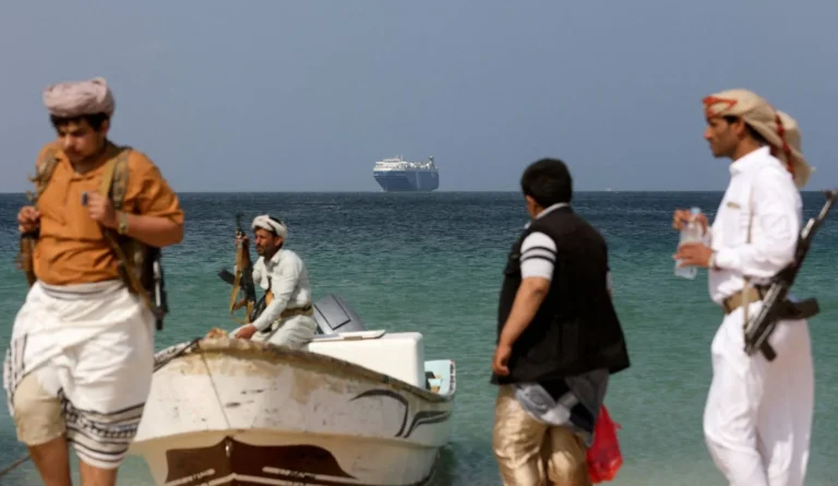 Exclusive - The Houthis, who do not own a sea... How did a land group transform into a force that threatens the world's fleet?