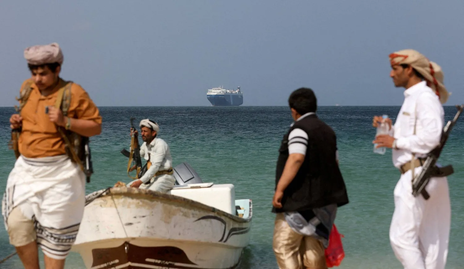 Exclusive – The Houthis, who do not own a sea… How did a land group transform into a force that threatens the world’s fleet?
