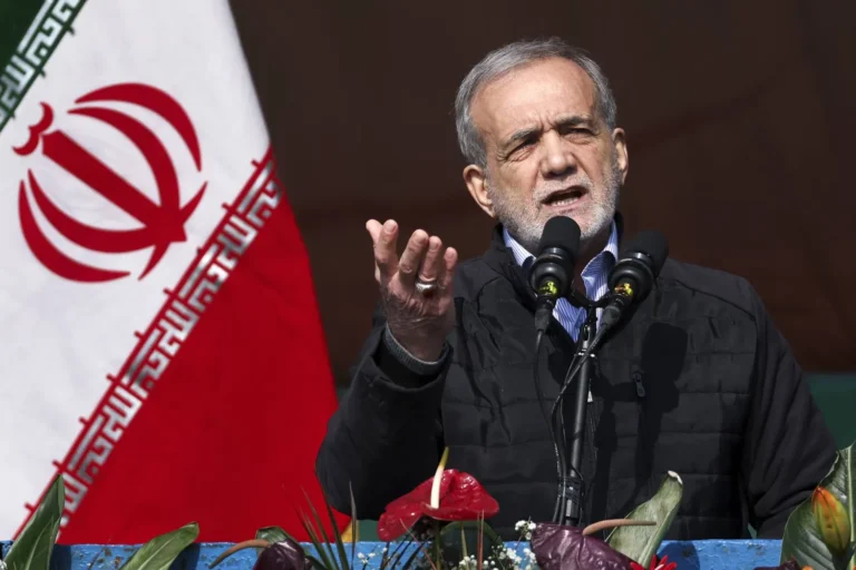 Pezeshkian: Cooperation with Pakistan enhances regional security and supports regional stability