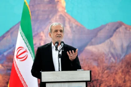 Iran: Pezeshkian denies resignation rumors: "I will not resign and I will stay."