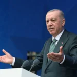 أردوغان يصل جدة وتوقعات باتفاقية دفاع مشترك بين السعودية وتركيا وباكستان