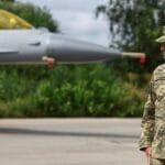 Ukraine has no ballistic interceptors in a new Russian attack... What is happening to its air defenses?