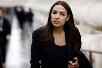 Ocasio-Cortez announces she has frozen her eggs: A personal decision sparks political and medical debate in the United States