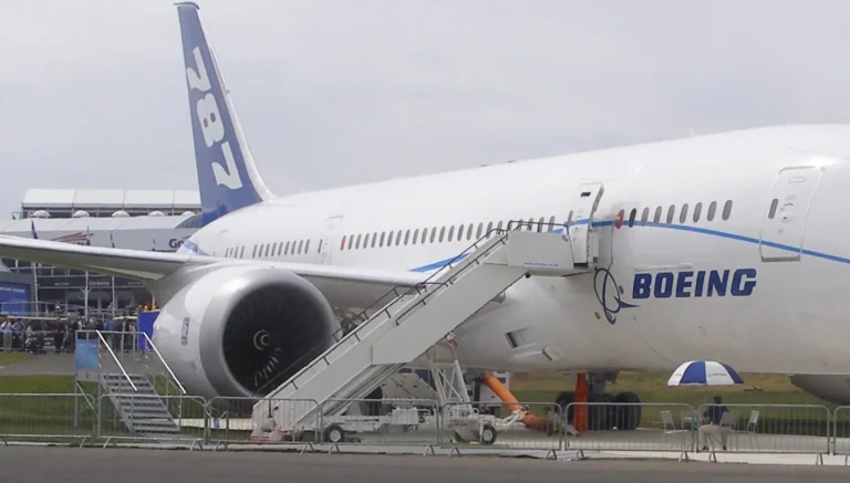 Government action in Vietnam to uncover the circumstances of the Boeing plane crash at Munich Airport