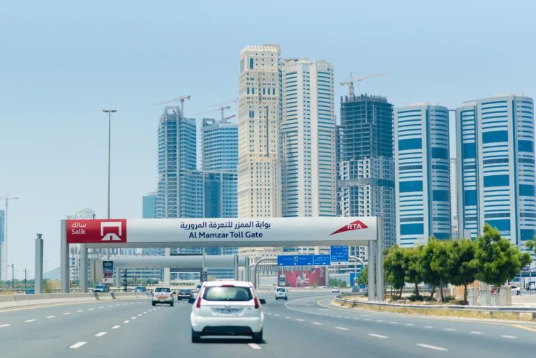 Revenue volume is 1.41 billion dirhams. 704 million dirhams in net profits of "Salik" in the first half