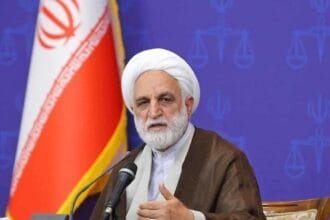 القضاء الإيراني يحذر من "انقلابات وفتن" جديدة.. والخارجية تعلن انتهاء جدوى مهلة الـ 60 يوماً