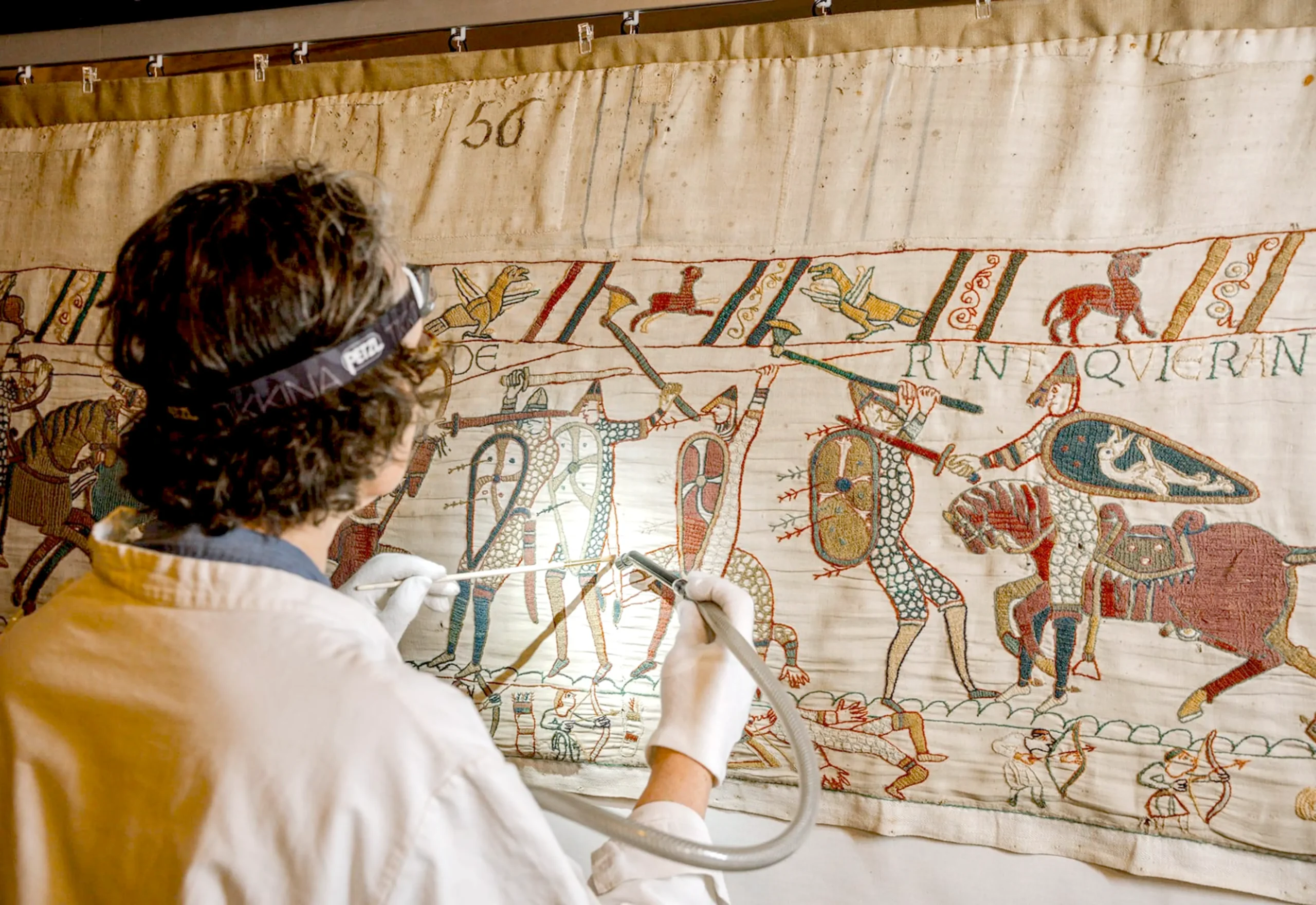 Between the threads lie endless stories… What does the Bayeux tapestry reveal about the secrets of Europe a thousand years ago?