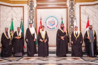 مباحثات يمنية خليجية لتكثيف التنسيق ومتابعة المستجدات الإقليمية