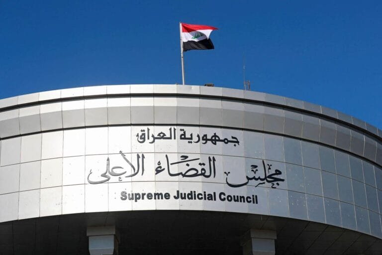 القضاء العراقي يضبط 20 مليون دولار و60 كغم من الذهب في قضية وكيل وزارة النفط الأسبق