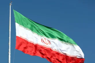 مقتل جندي إيراني في اشتباكات مع مجموعة مسلحة غرب البلاد
