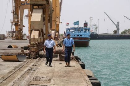 Breaking | Houthi attack targeting the port of Mokha, western Yemen