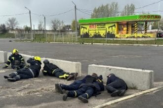 A new Russian attack rocks Kharkiv: 10 dead and extensive damage after a missile strike
