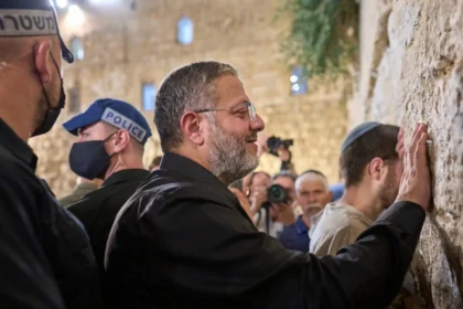 وسط انتقادات دولية.. بن غفير يفتتح أعمال بناء موقع لإعدام الفلسطينيين