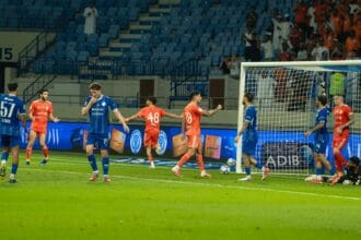 عجمان يقلب تأخره أمام النصر ويحقق فوزه الثالث في الدوري الإماراتي