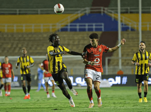 Al Ahly vs Al Mokawloon Al Arab match